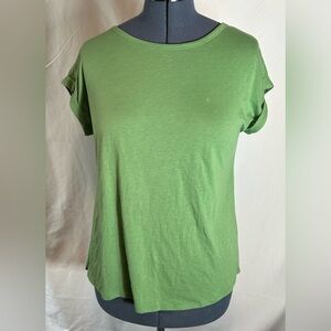 Green cotton tee Size M